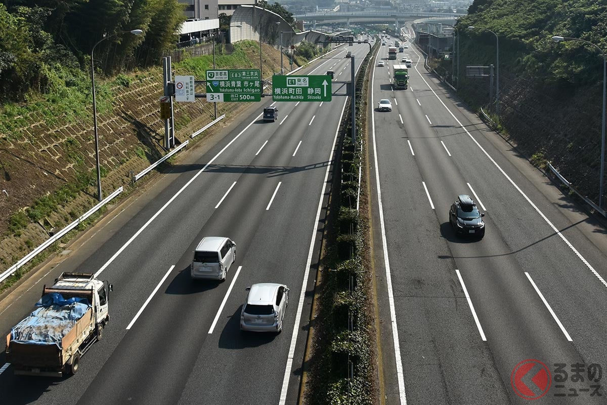 高速道路上の落下物は年間32万件発生