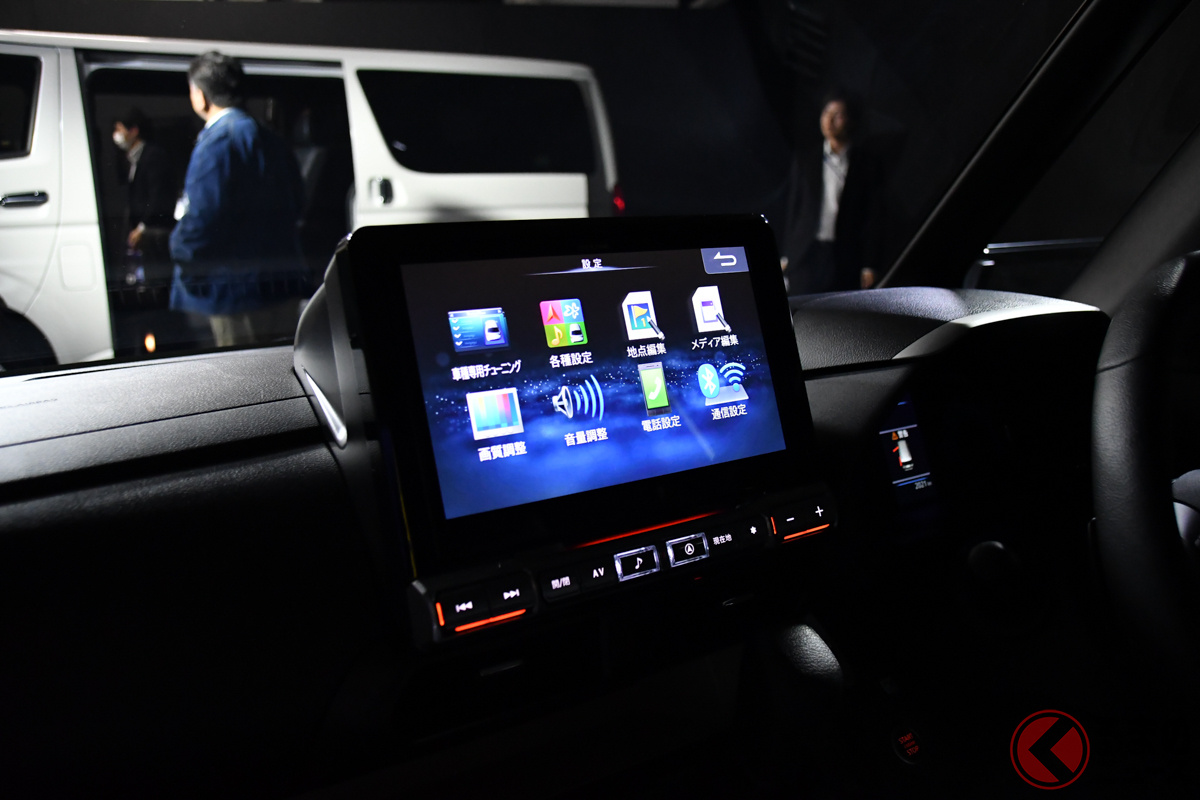 デリカミニ専用の10型大画面カーナビBIGX「EX10NX2-DM-AM」