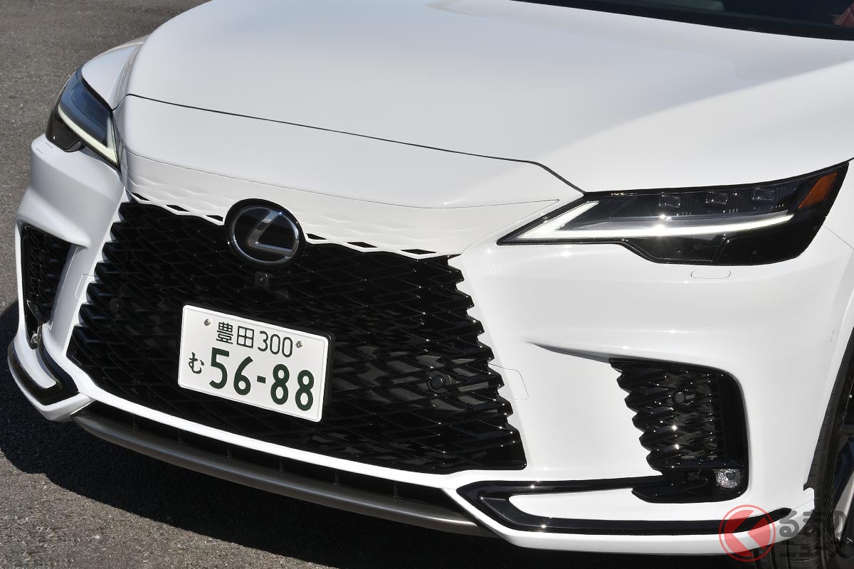 新型RXに新設定された高性能な最上級グレード「RX500h Fスポーツ パフォーマンス」