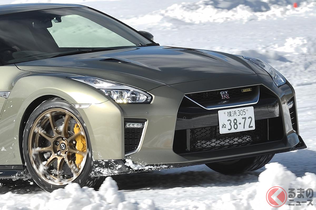 四駆を搭載する日産「GT-R」