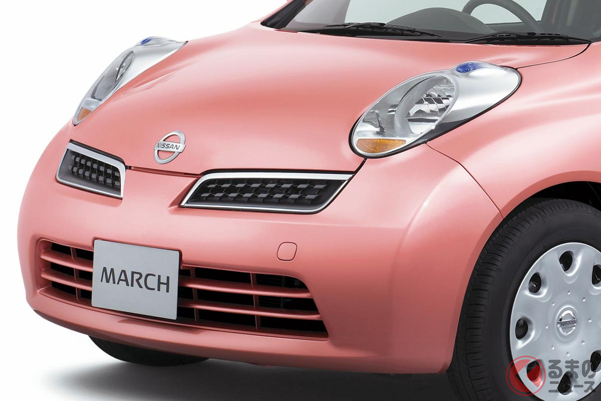 ドラマ「silent」で佐倉想(目黒蓮)の母・律子(篠原涼子)が乗る日産「マーチ」