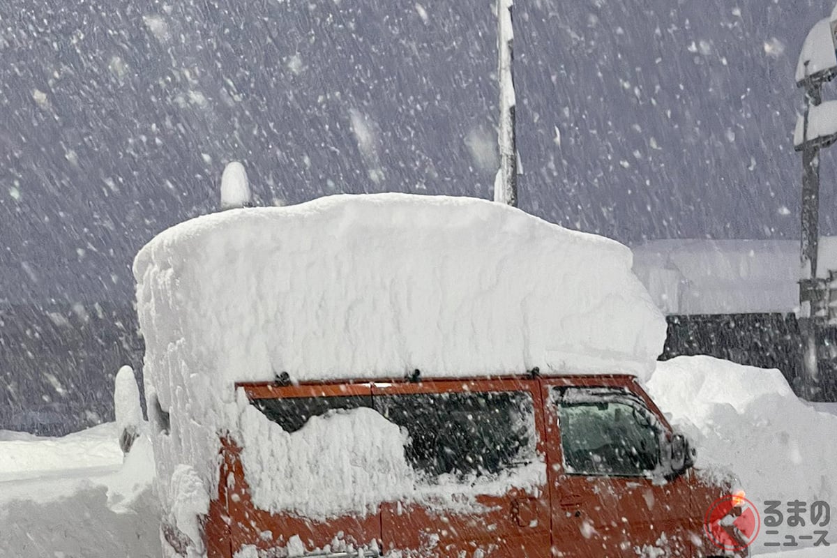 雪の量が半端ない… 画像提供:廃材再生師:加治聖哉(@scrapanimal)さん