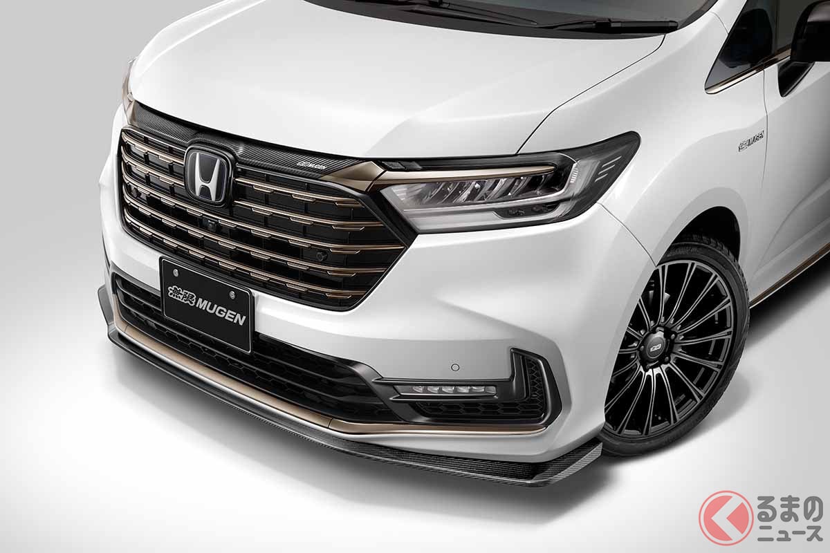 無限パーツ装備のホンダ新型「オデッセイ」