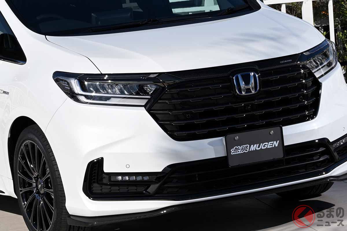無限パーツを装着したホンダ新型「オデッセイ」