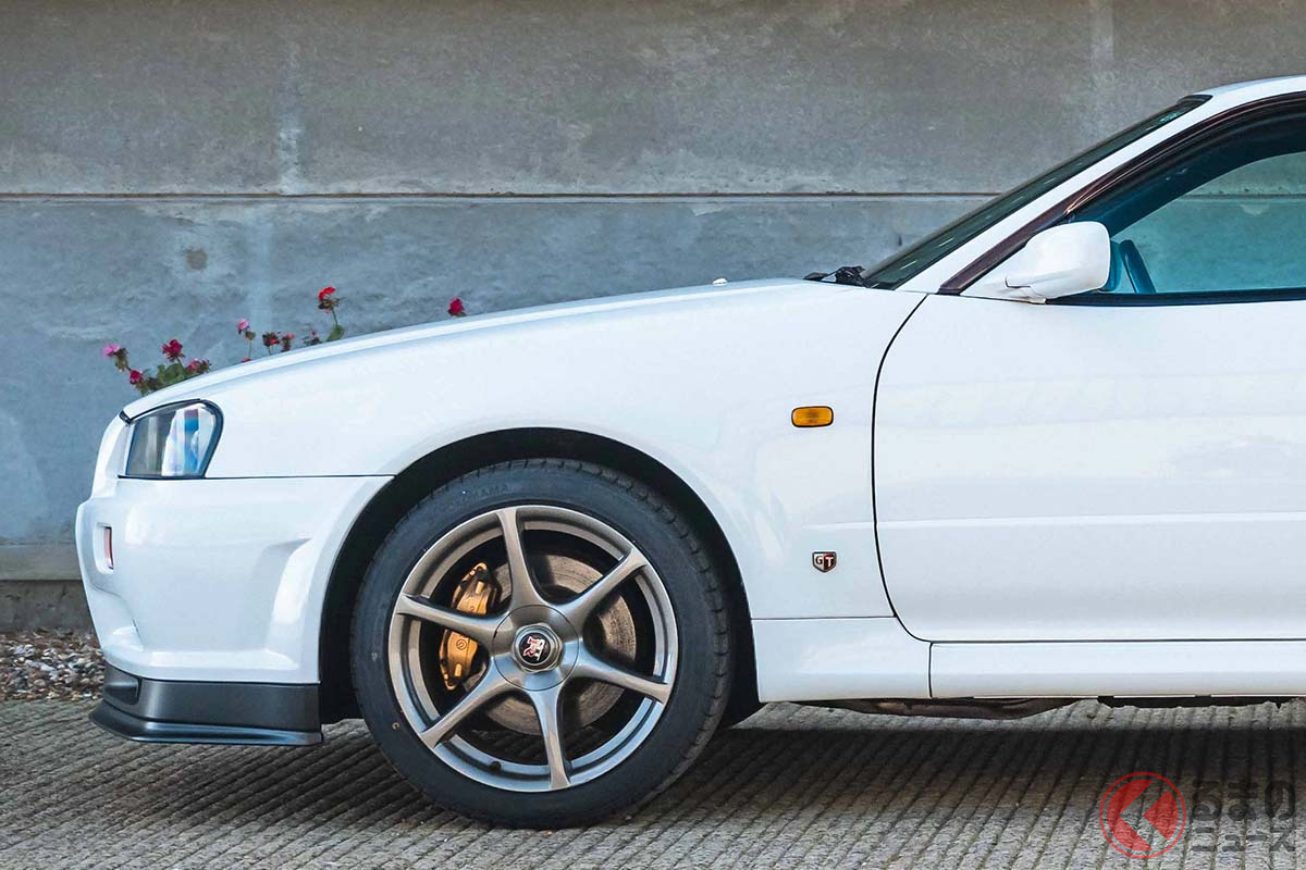 コレクティングカーズに出品された日産「スカイラインGT-R Vスペック」(photo:Collecting Cars)