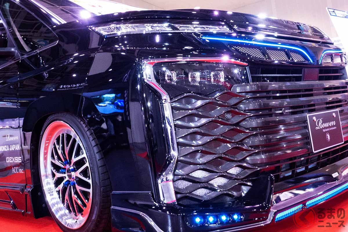 トヨタ「ヴォクシー」のROWEN仕様