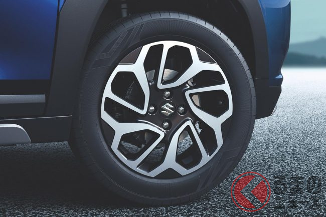 スズキ、精悍顔の「新型SUV」発表! 5MTも設定! 流麗スタイルの新型「フロンクス」豪州投入へ