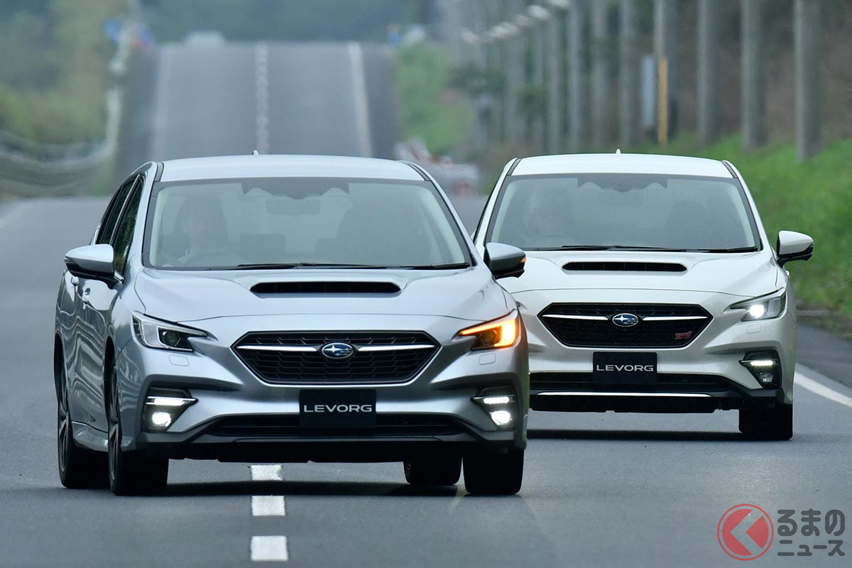 ウインカー操作だけで車線変更できる(アクティブレーンチェンジアシスト)