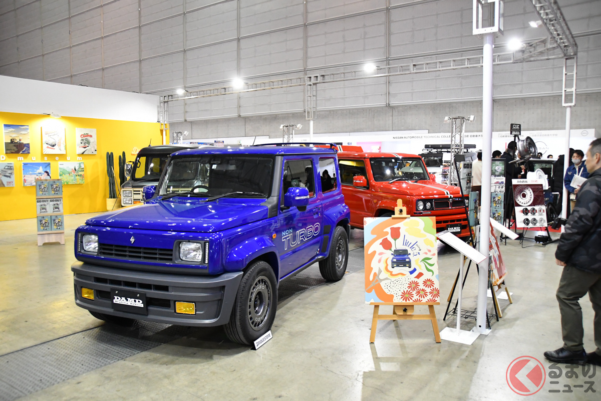 「little Δ.(リトル・デルタ)」(左)、「little 5. (リトル・サンク)」(右)