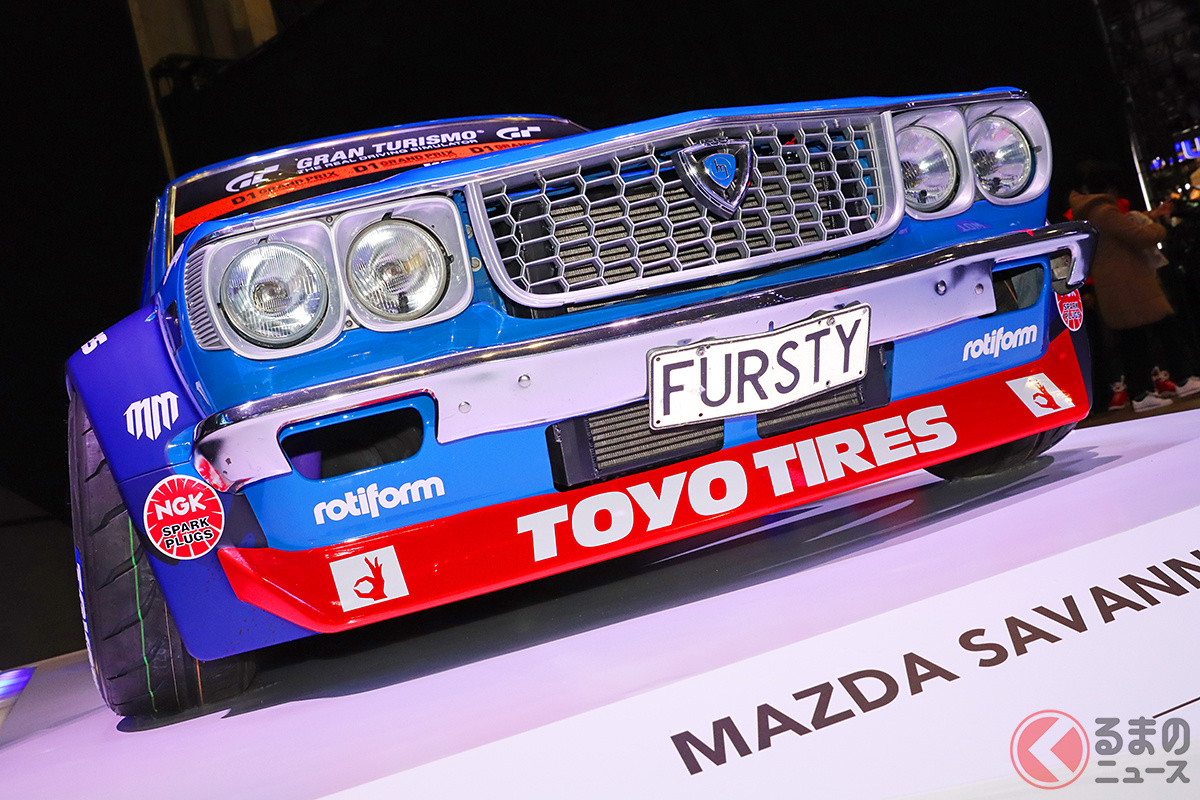 マッド・マイク選手が駆るマツダ サバンナ RX-3 ワゴン