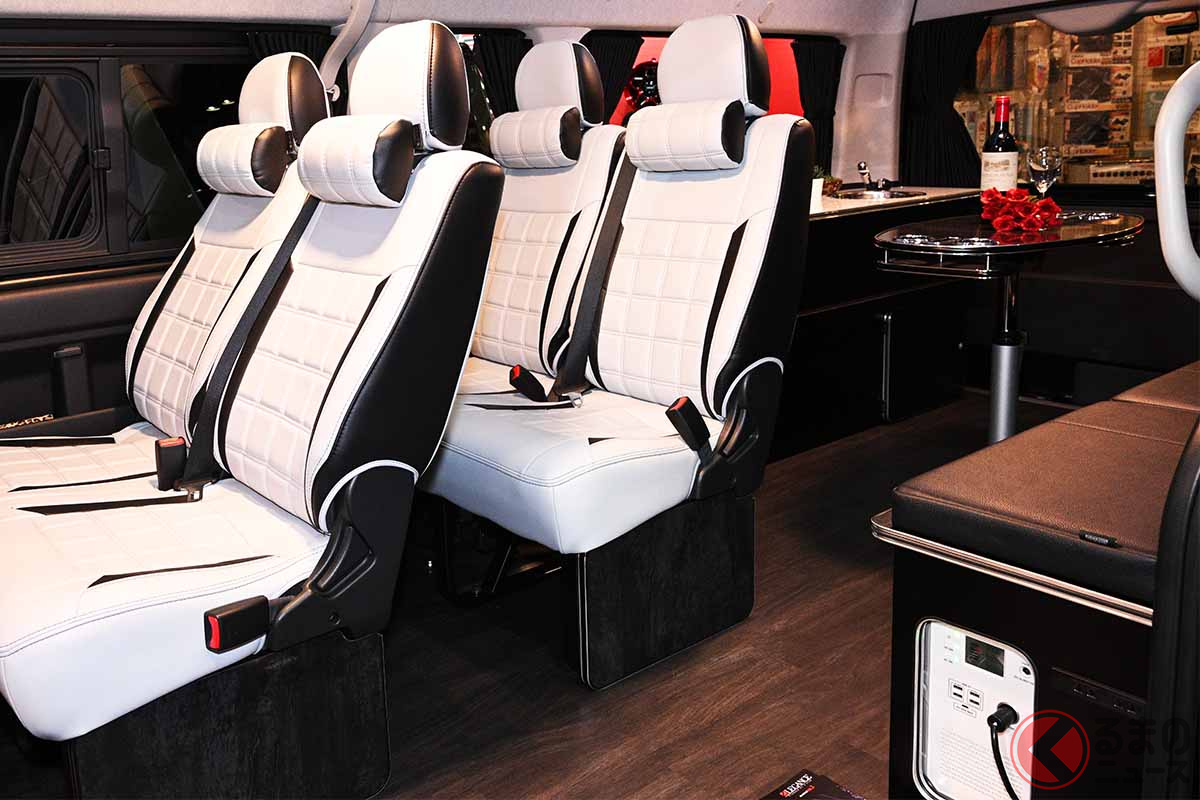 東京オートサロン2024に展示されたLEGANCE「ハイエースCAMPER Style2」