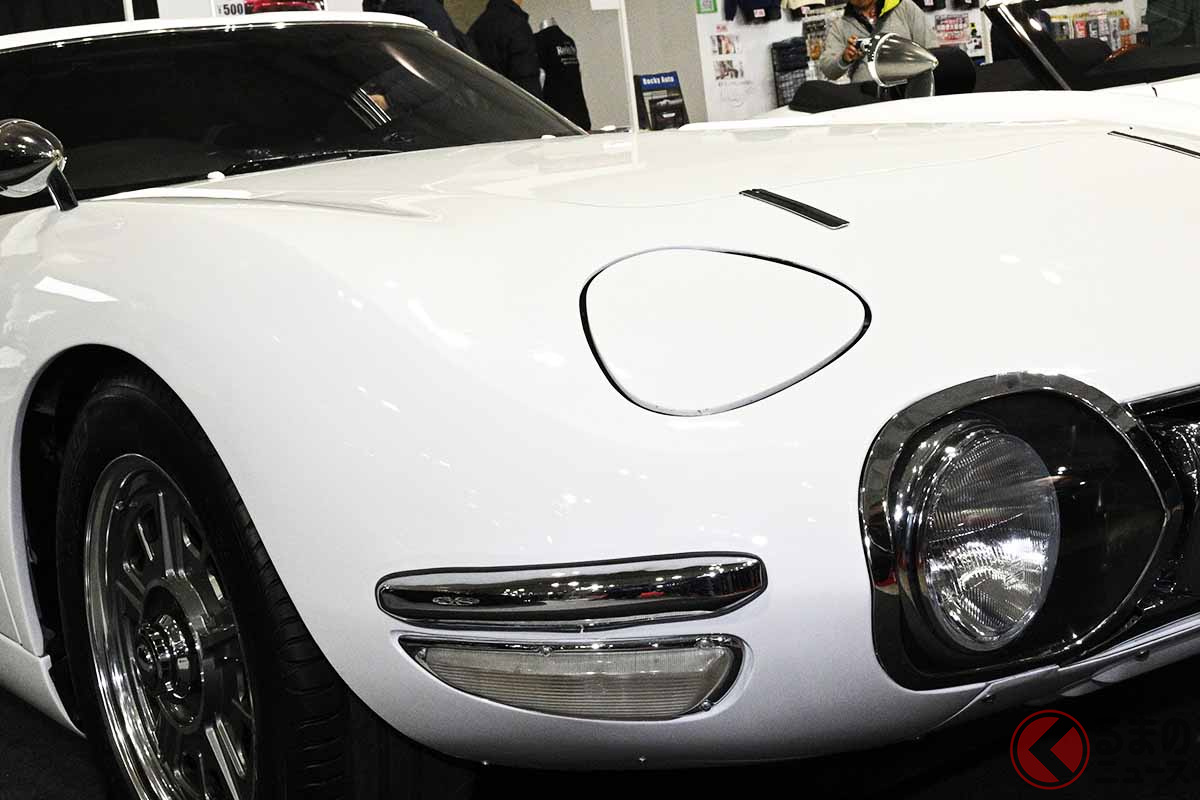 東京オートサロン2024に展示された「ロッキー2000GT」