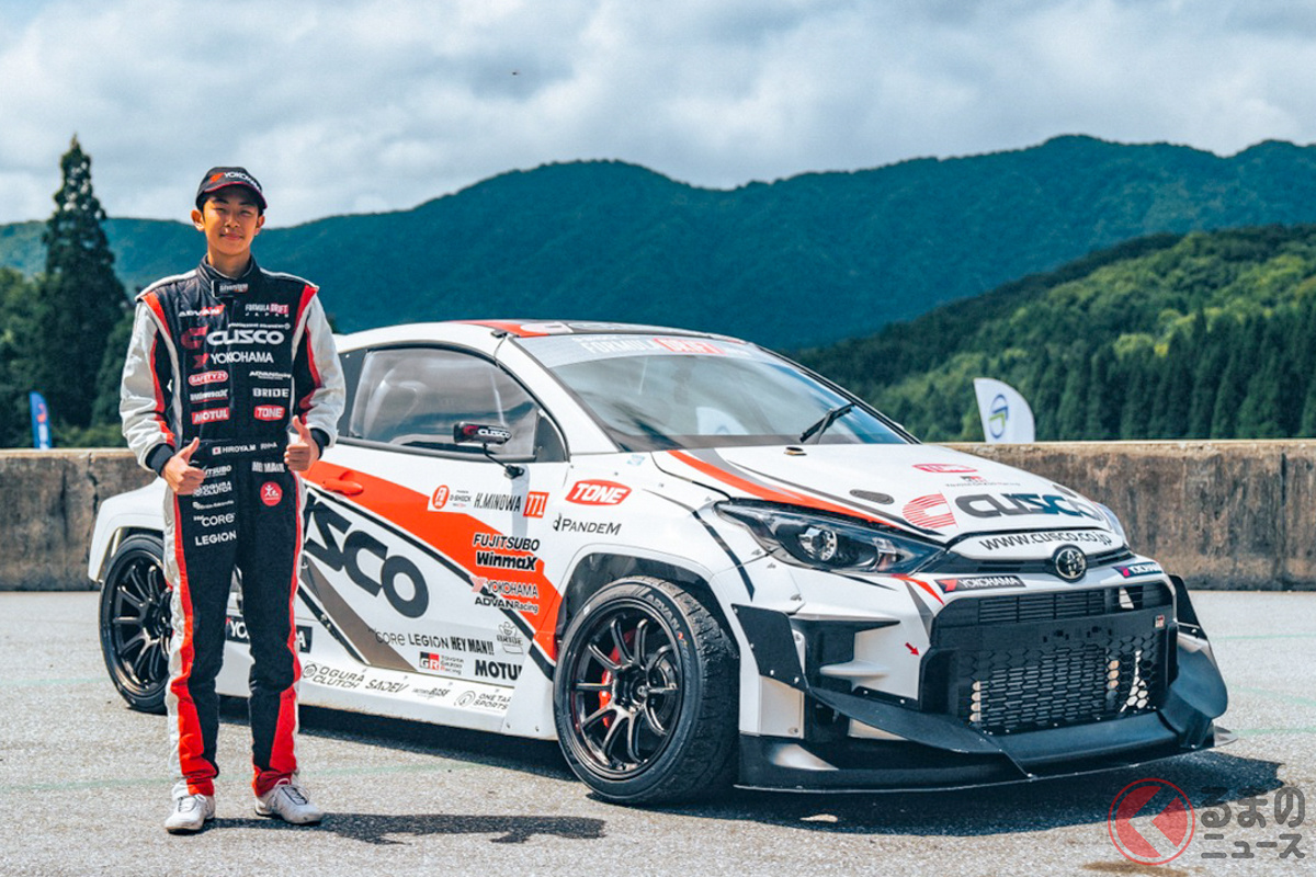 レーシングスーツを見に纏う箕輪大也選手