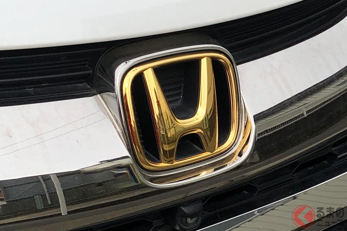 めっきり減った金のエンブレム