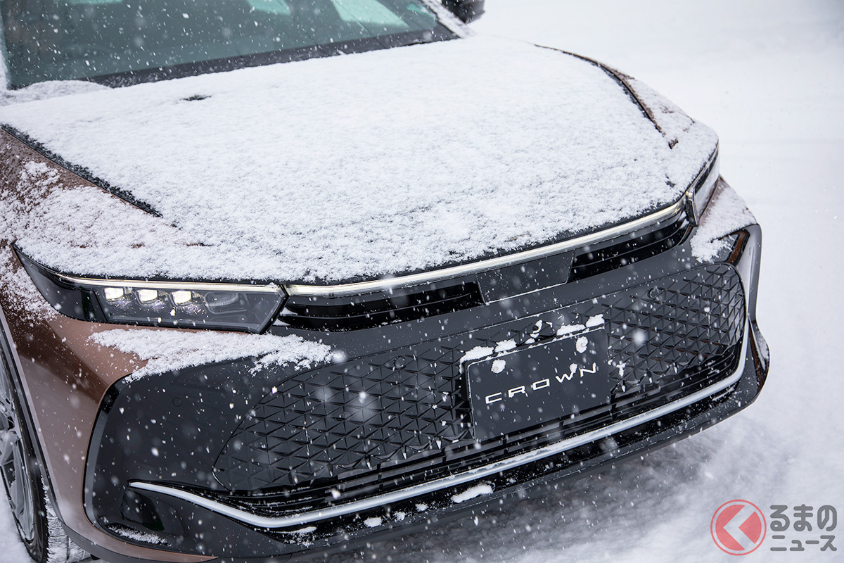 トヨタ新型「クラウン」(クロスオーバー)雪上での走りはどう?