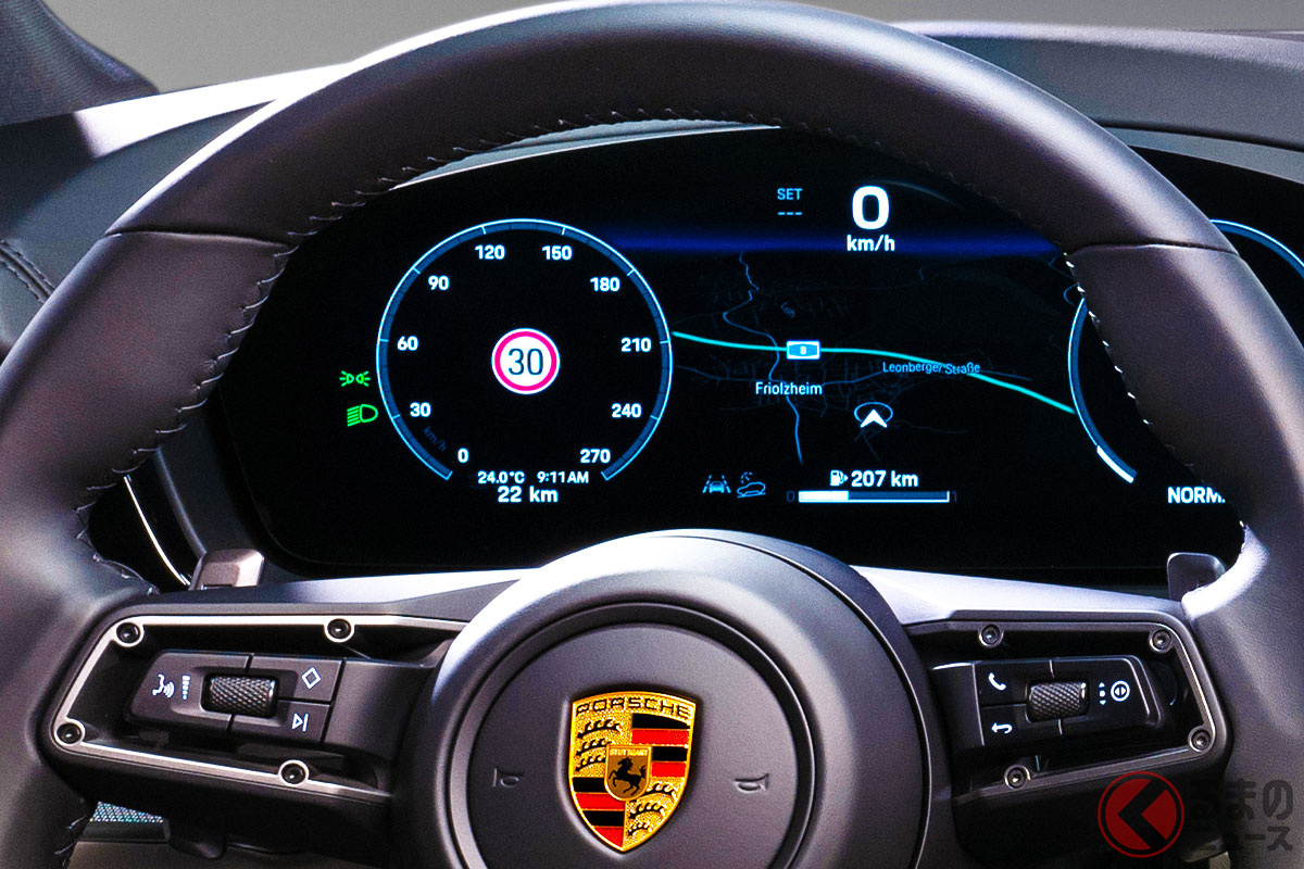 ポルシェが世界初公開した 新型「カイエン」のインテリア