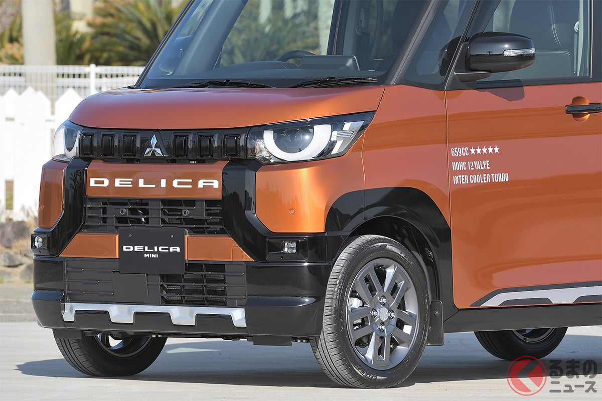 全長3395mmと小さな軽自動車の三菱 新型「デリカミニ」ですが、室内長は2200mm、室内高1390mmと「広大!」 車中泊はできるのでしょうか