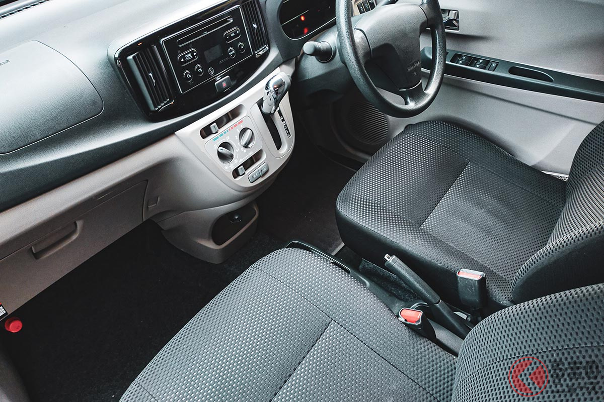 クルマのシートが意外と汚いって知ってた?