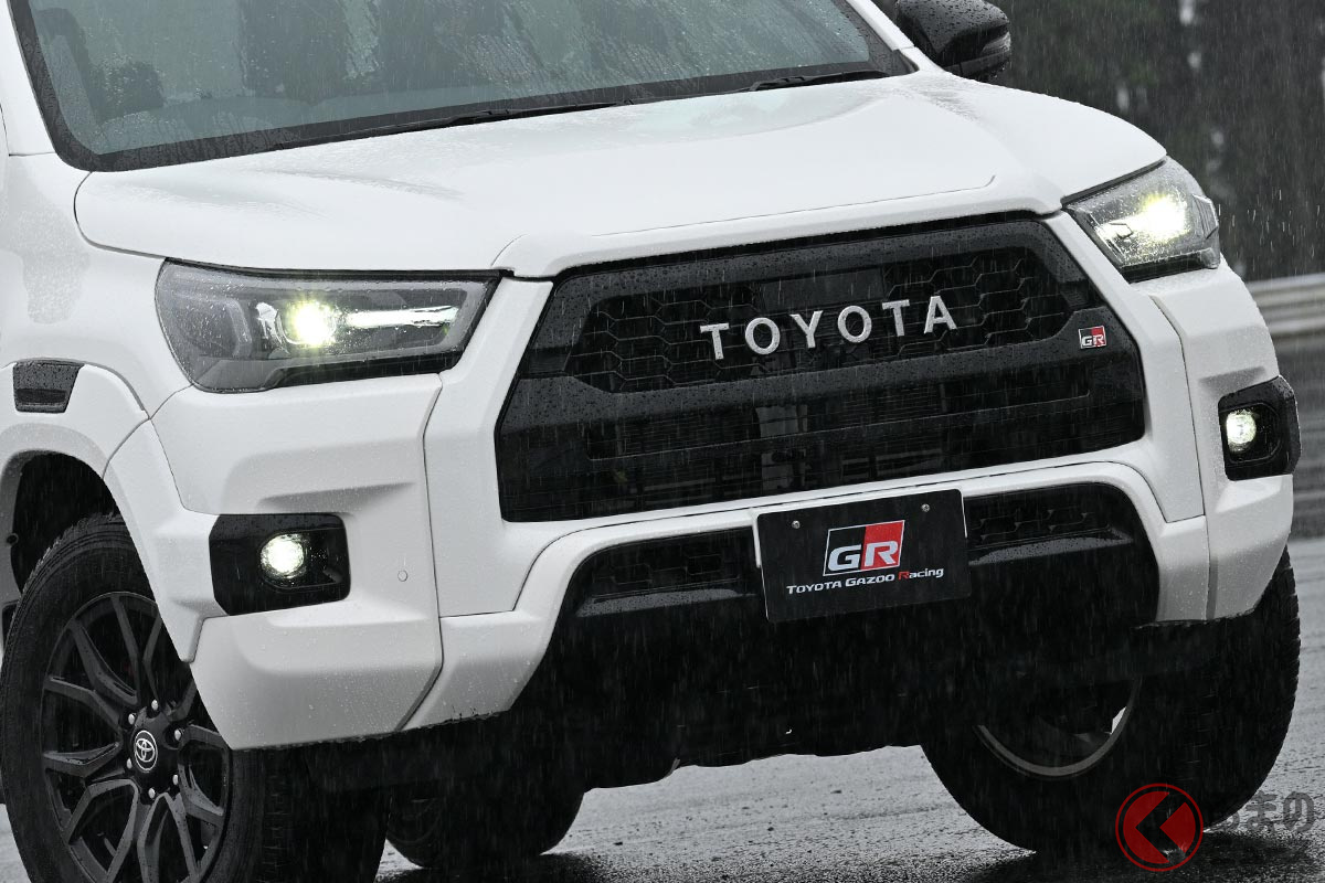 ゴツくてスポーティな「ハイラックス GRスポーツ」