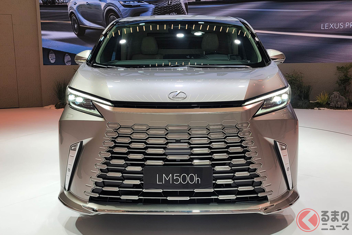 レクサスの新型高級ミニバン「LM」
