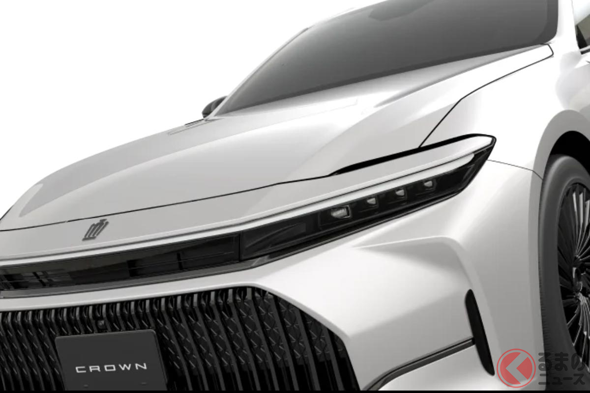 2023年秋発売予定のトヨタ新型「クラウン セダン」