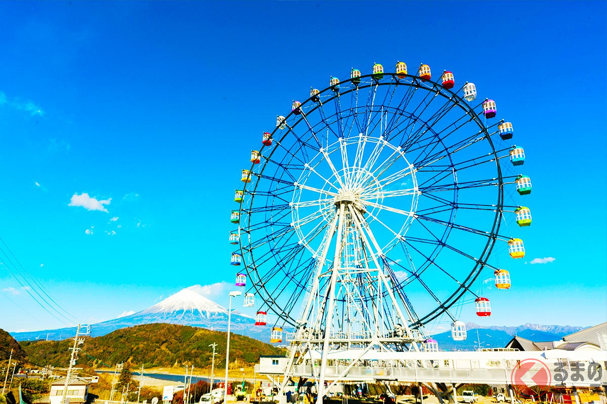 東名高速道路・富士川SA(上り)富士山をじっくり楽しめる眺望を、さらに楽しめる『Fuji Sky View』が目印の『富士川SA』