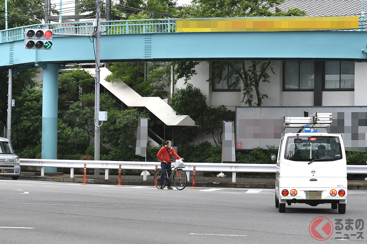 クルマ側だけでなく…人や自転車側も安全を意識して行動しなければならない(画像はイメージ)