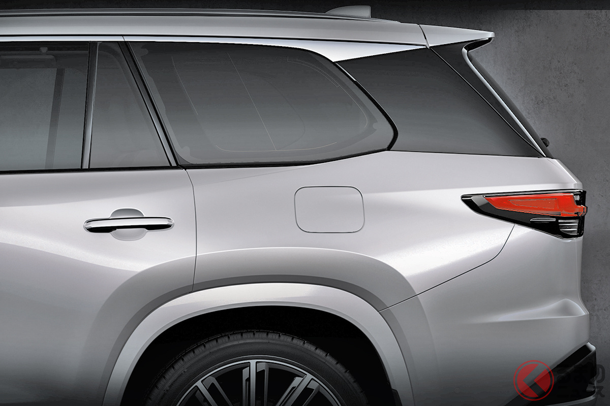 サイドを「チラ見せ」! 新型「TX」に反響集まる