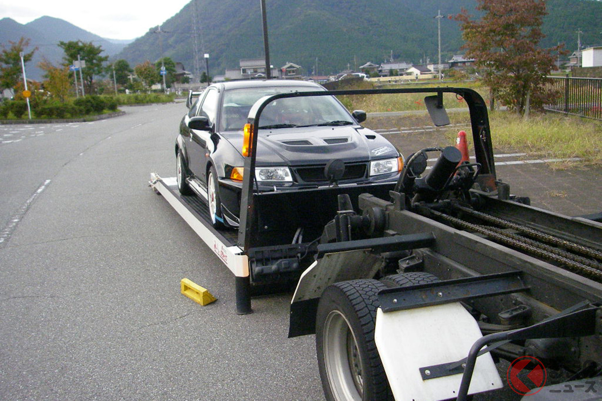 基本的にクルマのトラブルはロードサービスなどを呼んで対処してもらうのが望ましい