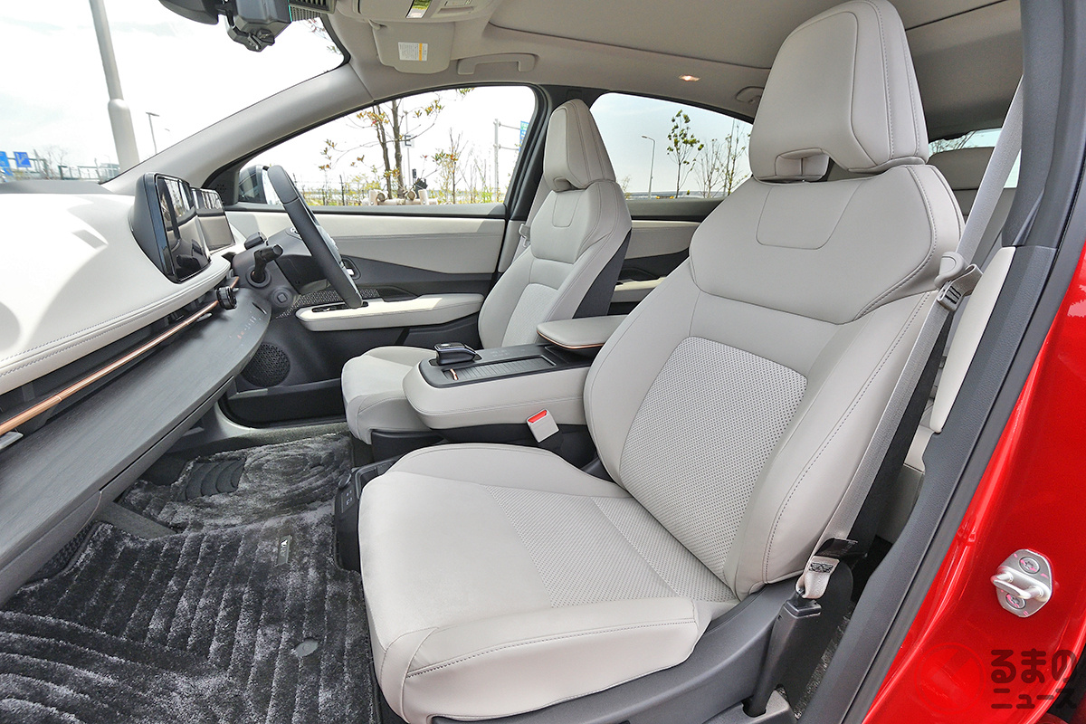 日産「アリア」のインテリア