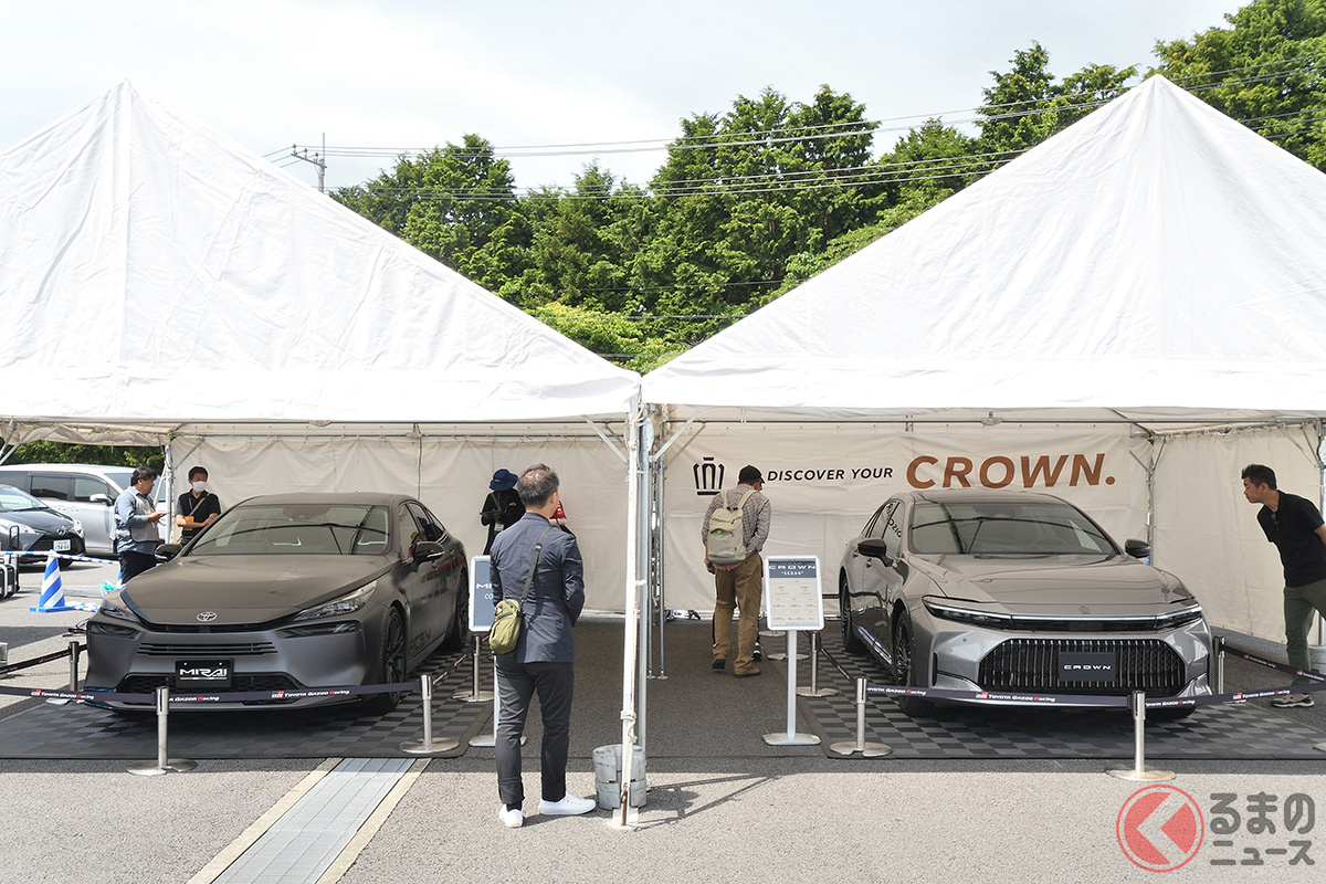 「ミライスポーツ」と「クラウンセダン」が日本で初公開された…なぜ同時? そこには2台の深い関係性があった!?