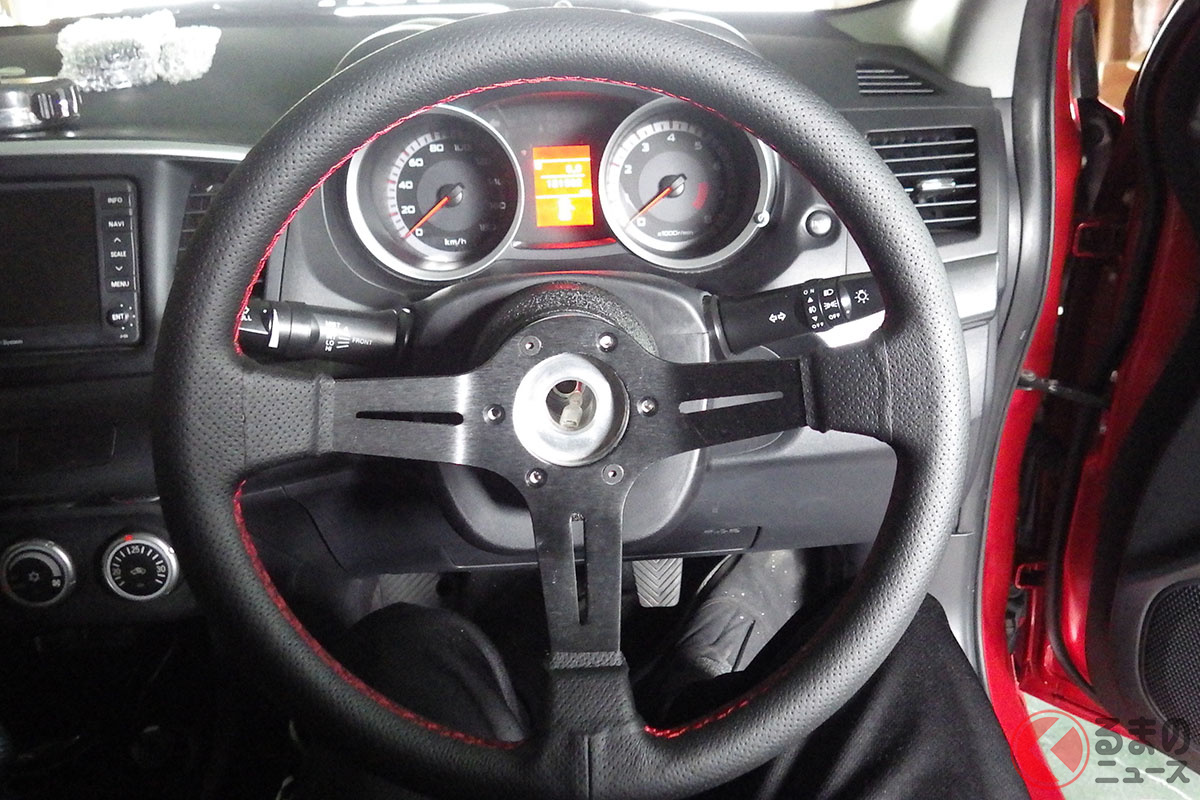 ステアリングを交換するとエアバッグなどが使えなくなる