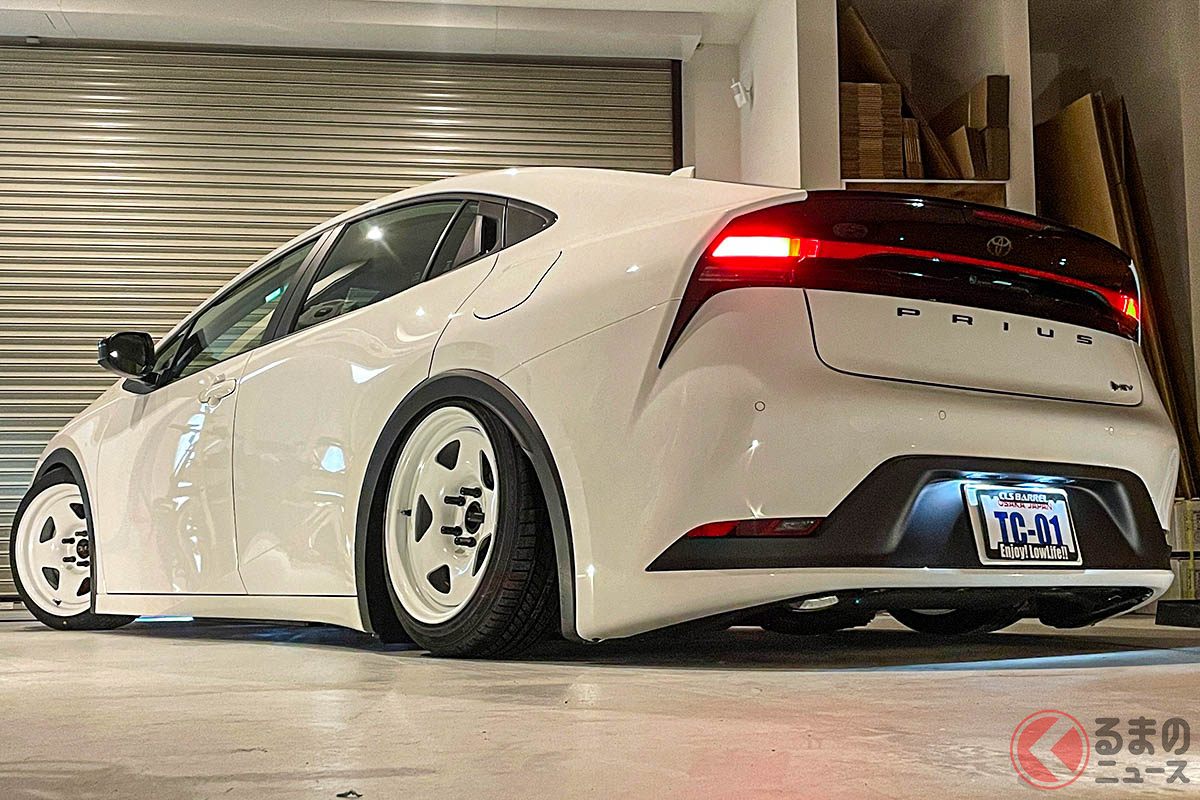 ESBが制作したド迫力のシャコタン仕様「プリウス」