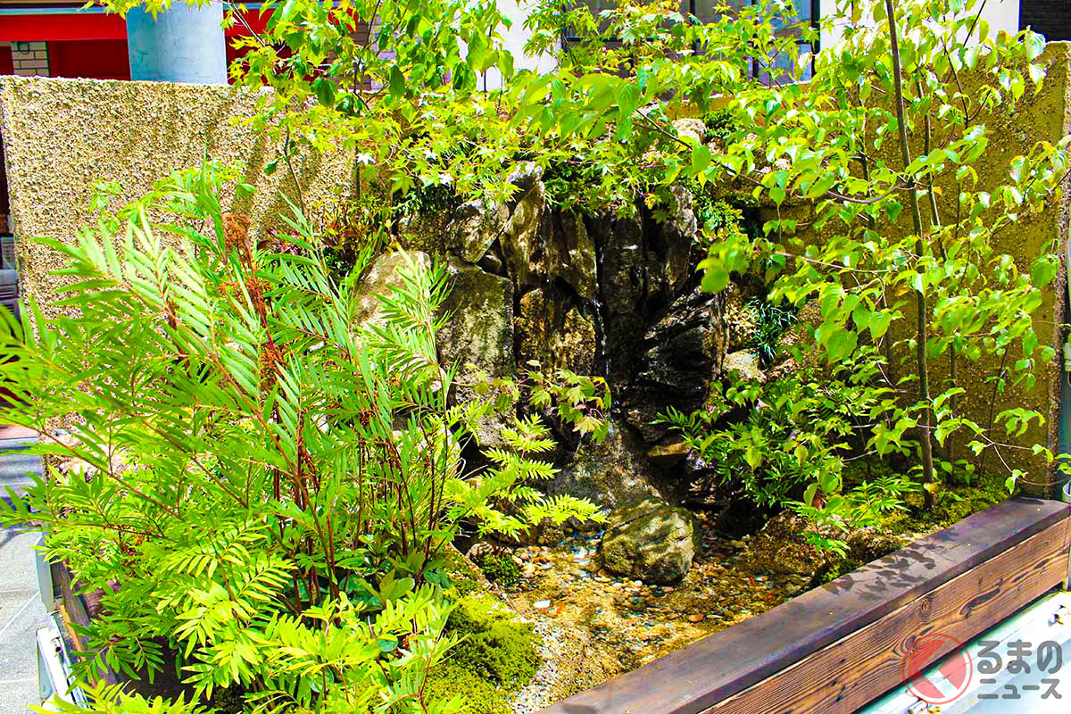 これが軽トラの荷台!? 軽トラ庭園爆誕!(Photo:富山市建設部公園緑地課)