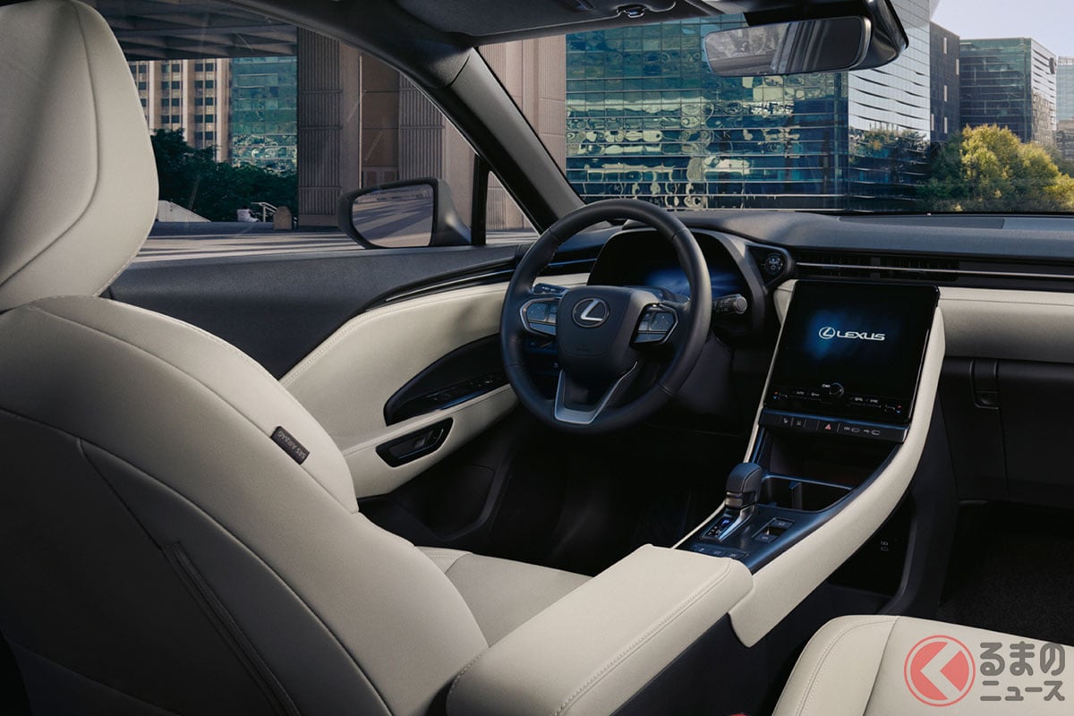 プレミアム感漂うレクサス新型「LBX」の内装(ELEGANT)