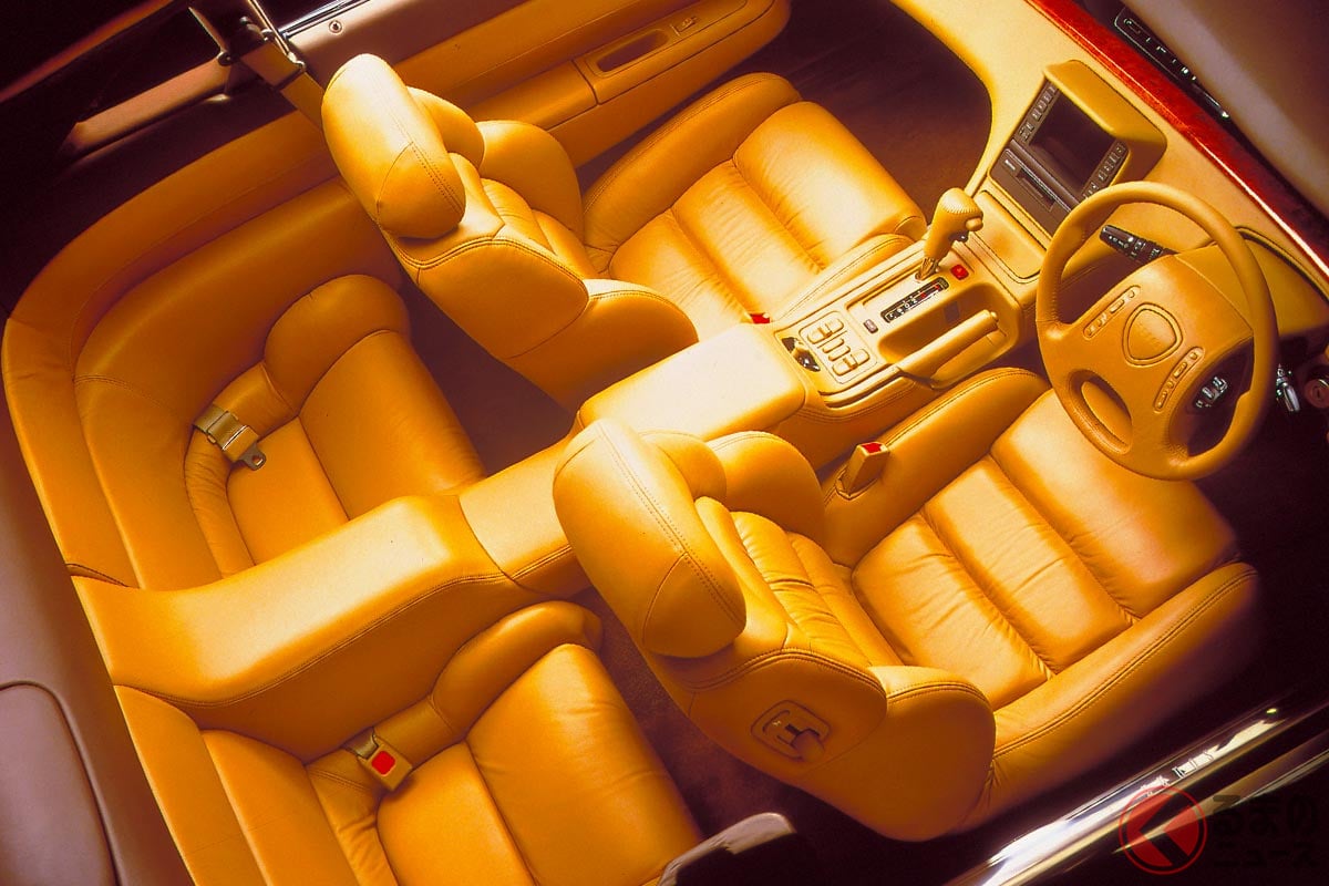 バブルを象徴するクルマ「ユーノス・コスモ」は内装がスゴい!