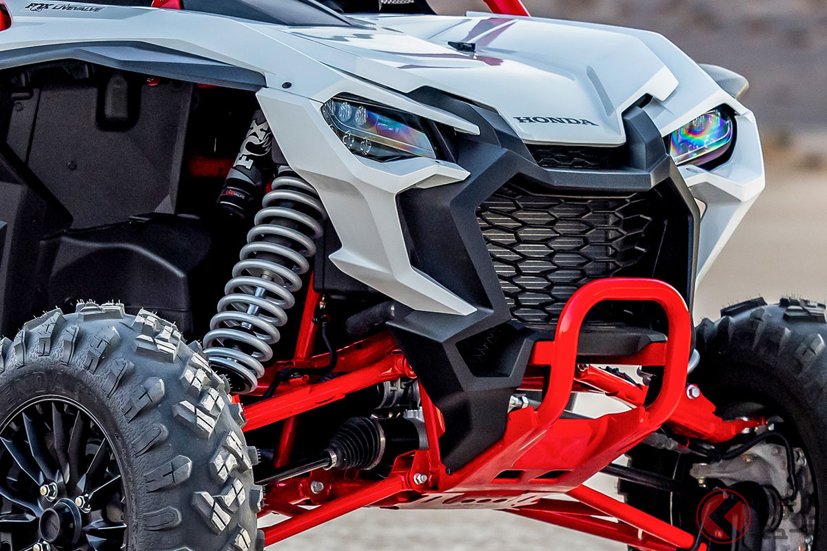 ホンダのオフロード向け四輪バギー「タロン1000R-4 FOXライブバルブ」
