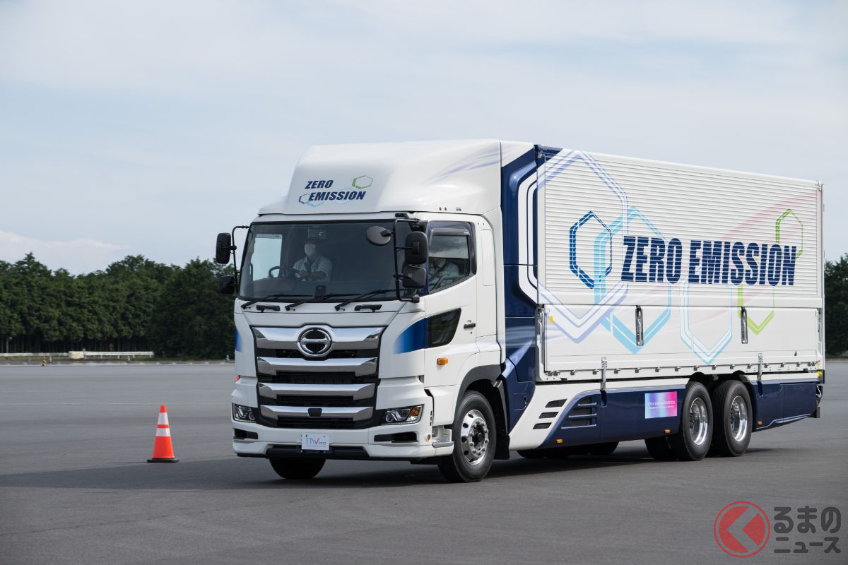 トヨタが東富士研究所で開催した「テクニカルワークショップ2023」で公開された「プロフィア(プロトタイプ)」