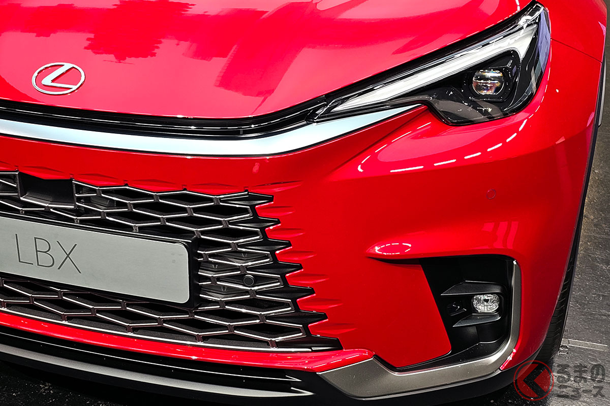 レクサスの小さい高級SUV「LBX」