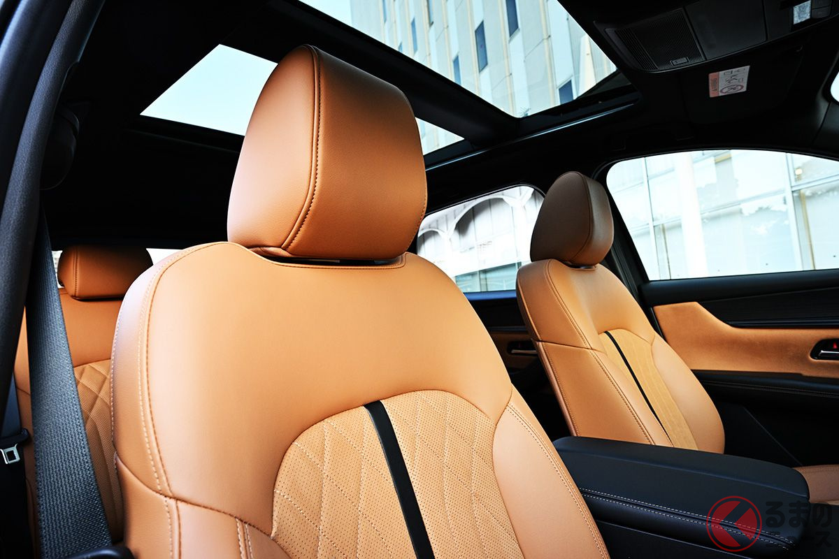 この色の内装カラー良いよね…!