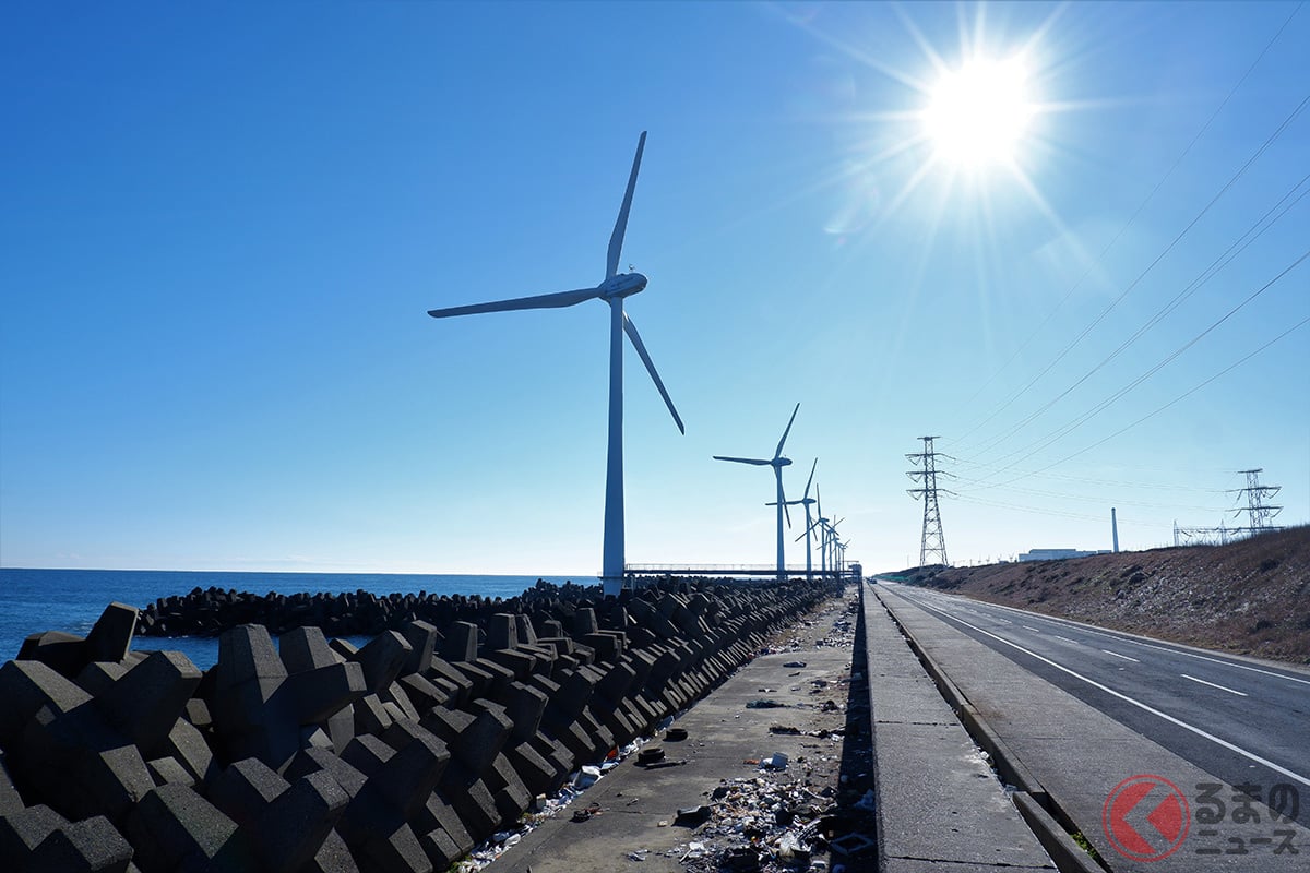 一部が私道となっていた「シーサイド道路」が7月10日に開通へ(画像はシーサイド道路の周辺にある風力発電)