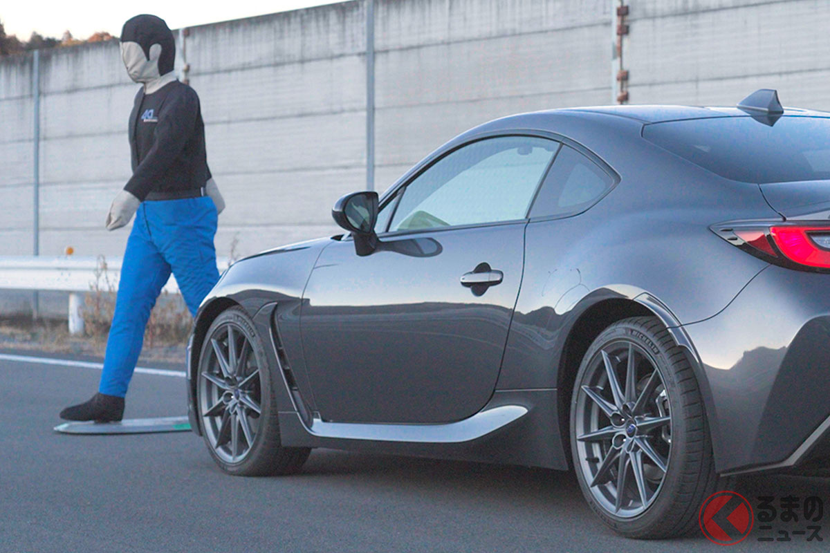 BRZのMT車に「アイサイト」初搭載