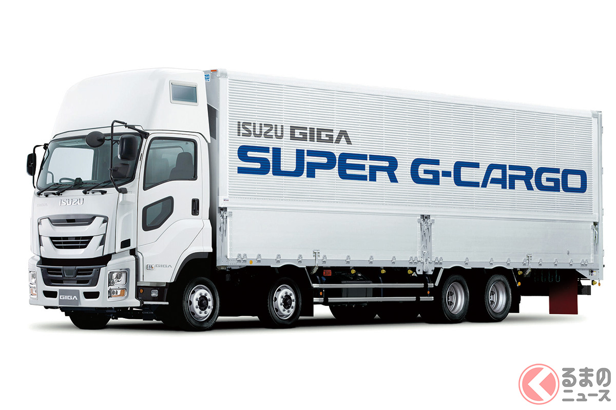 いすゞの「マキシルーフ」はショートキャブ車のルーフ上にベッドスペースとして必要十分な休息空間を実現