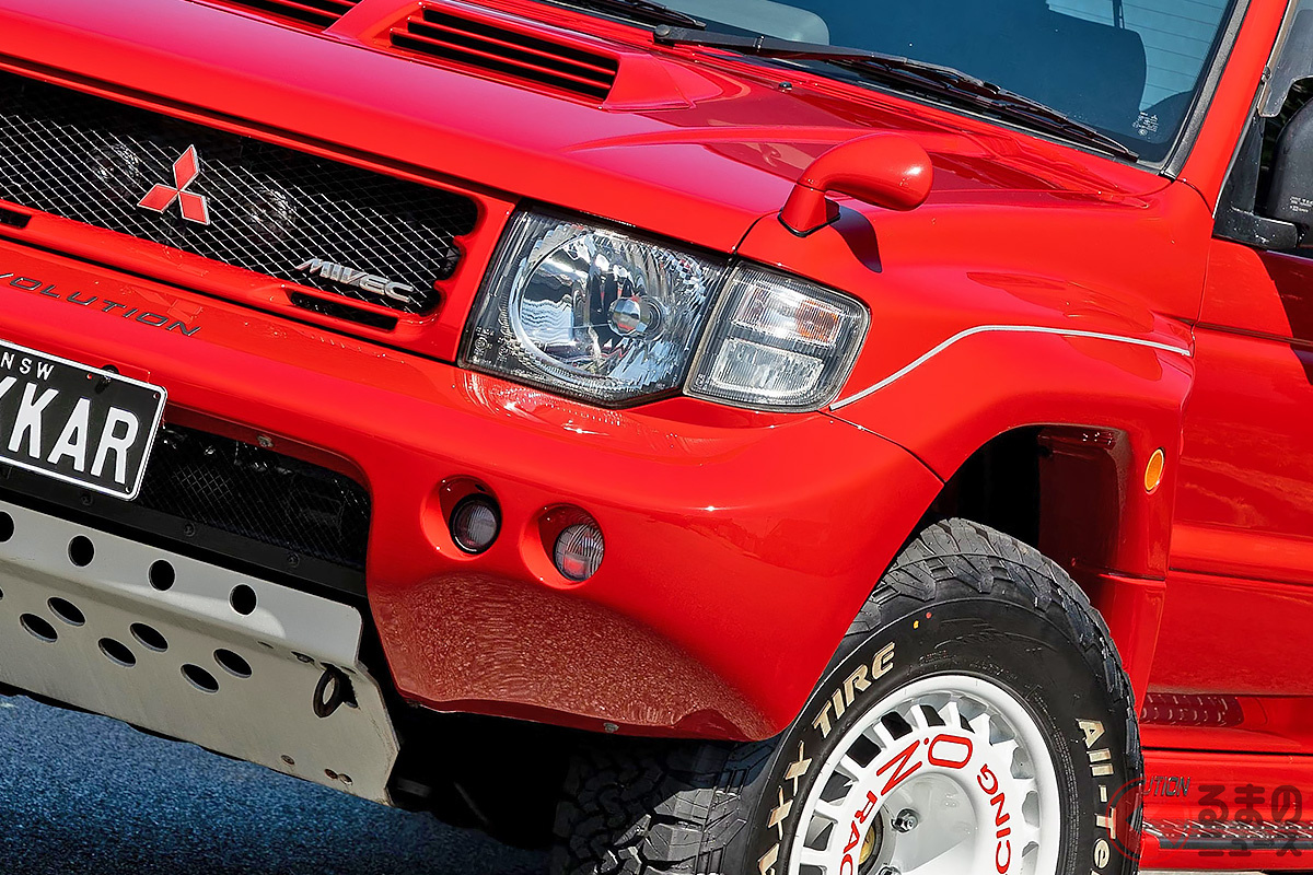 (ほぼ)この姿で市販化されていたことが驚き! もはやラリーカーそのものの日本限定モデル「パジェロエボリューション」