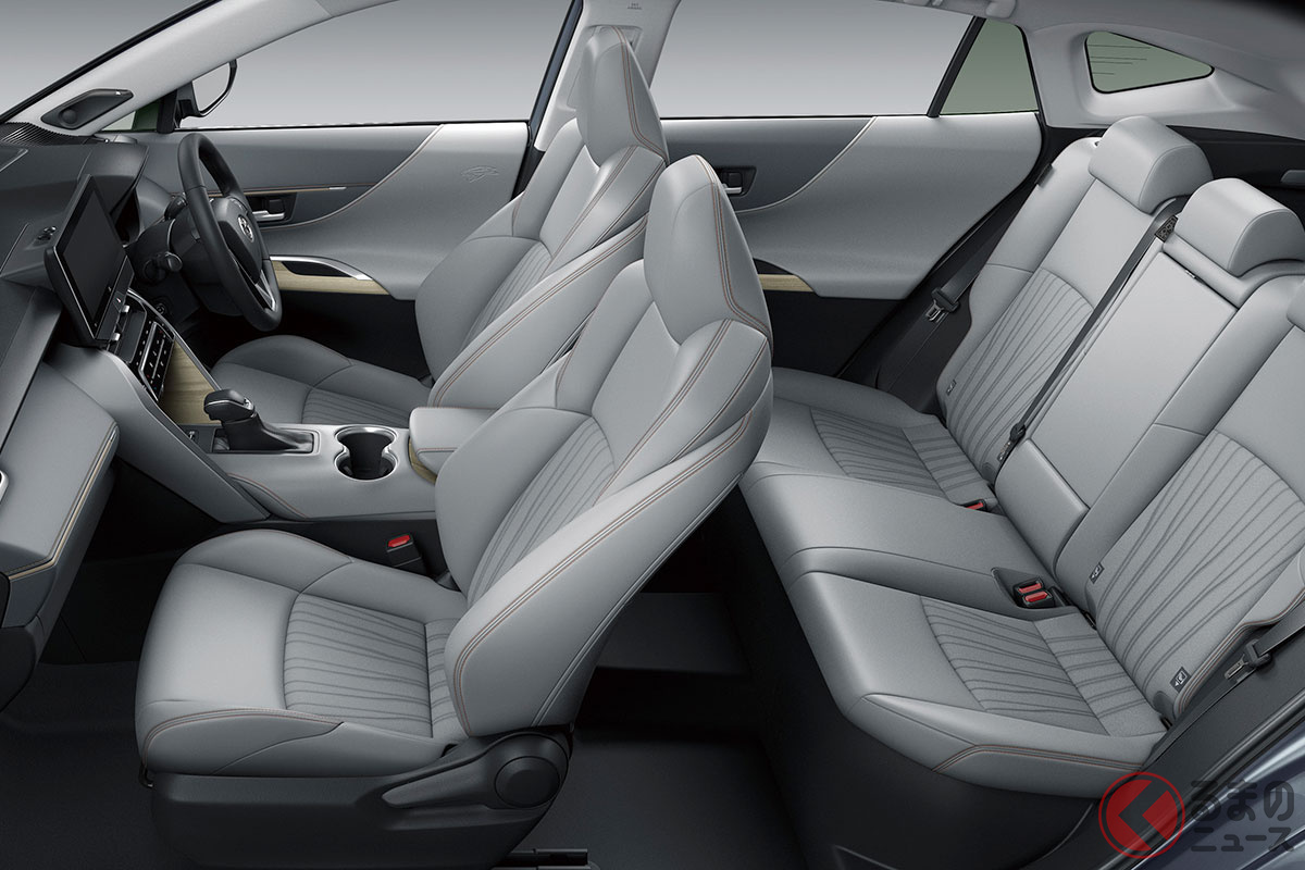 上質感スゴい「ハリアー」の内装