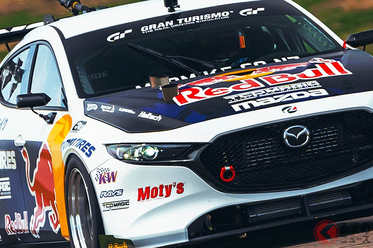 「マツダ3」に1400馬力の4ローターエンジンを搭載!