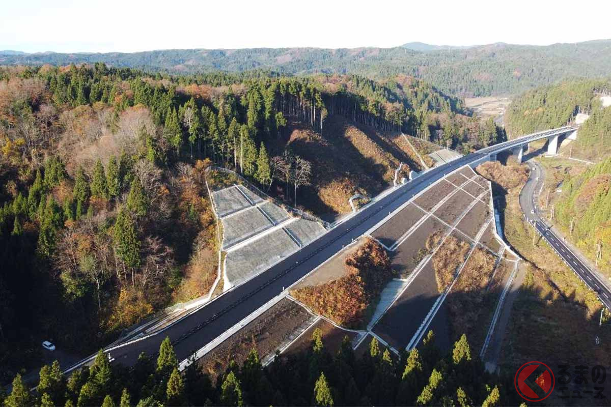 輪島道路(能越道)の施工状況(画像:国土交通省北陸地方整備局)