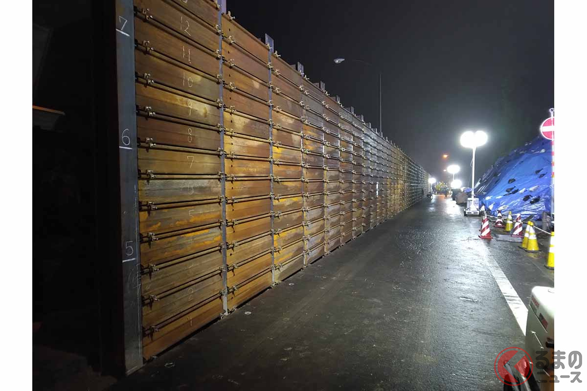 国道16号八王子バイパス外回りで、6月13日に土留め壁の設置が完了した(画像:国土交通省関東地方整備局相武国道事務所)