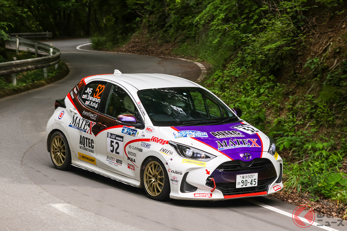 JN-5クラスで優勝した嶋村徳之・小藤桂一組(トヨタ ヤリス)