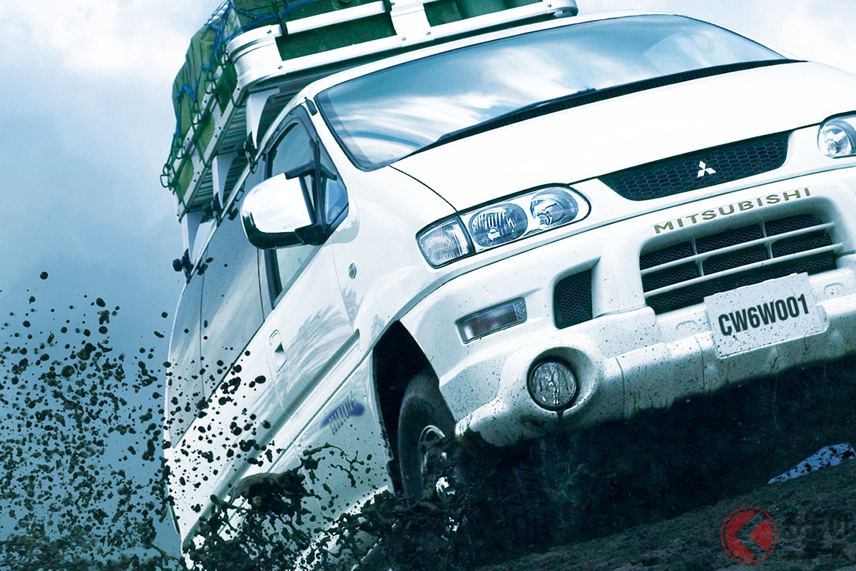 SUV+ミニバン、アリなんじゃない!? 写真は1994年にデビューした三菱のSUVミニバン「デリカスペースギア」4WDモデル
